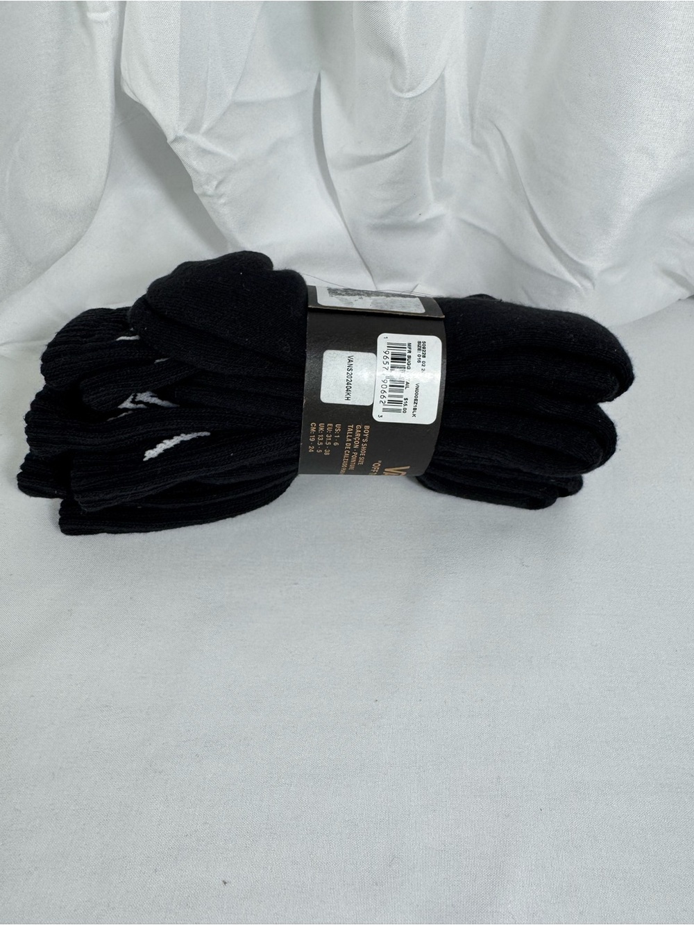 Vans Boy’s Black Crew Socks with White Logo shoe size 1-6 - Picture 3 of 6